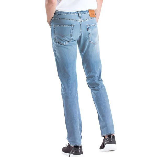 Levis