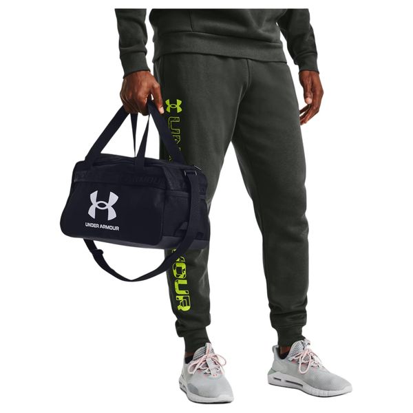 Under Armour ()