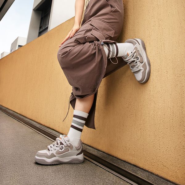 Li-Ning 2,0