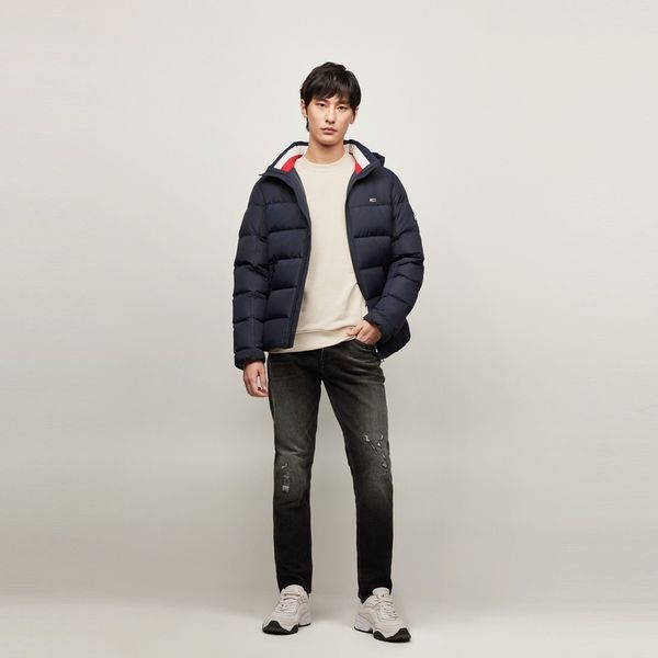 Tommy Hilfiger