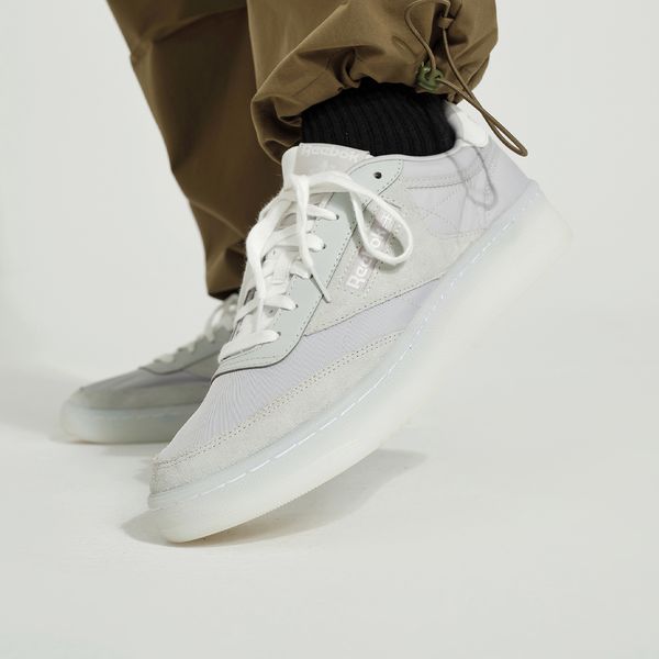 REEBOK