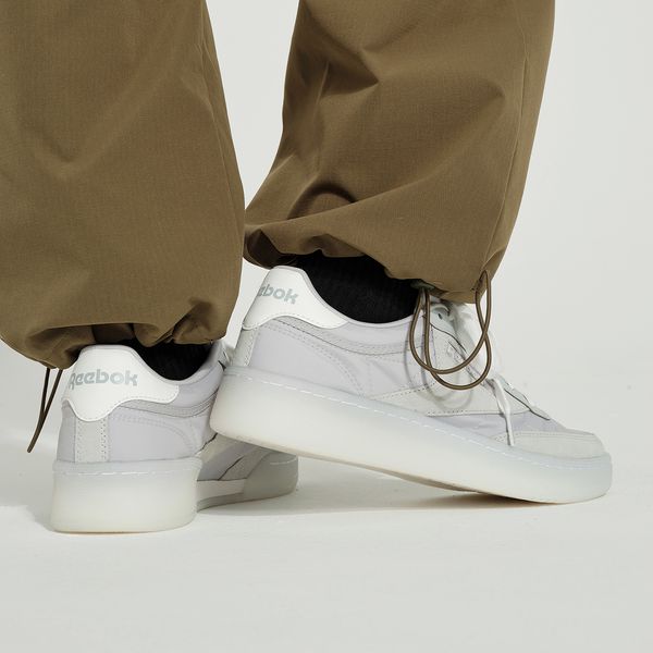 REEBOK