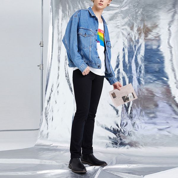Levis