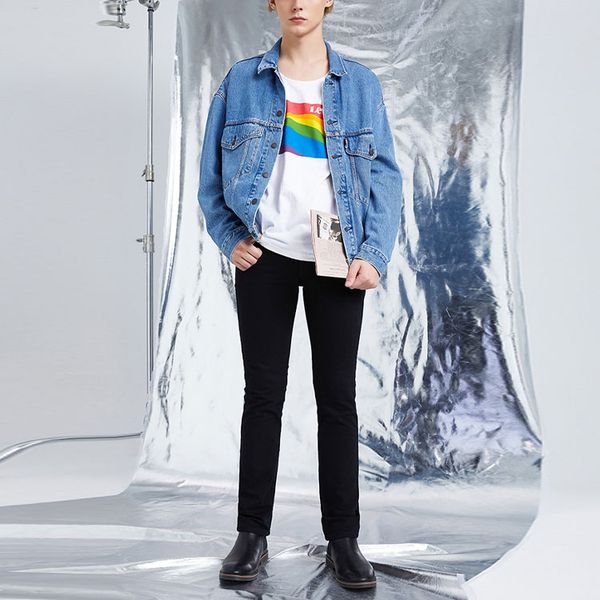 Levis