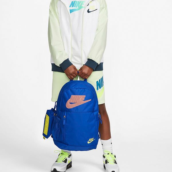 Nike ()