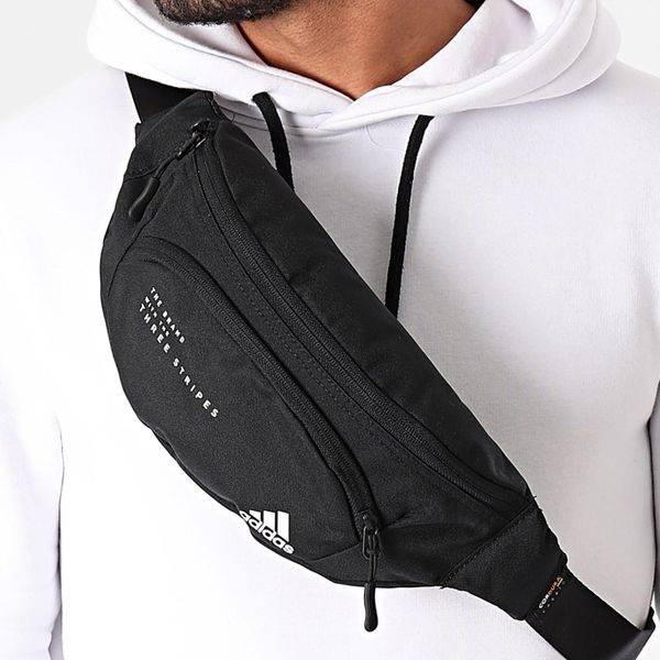 Adidas ()