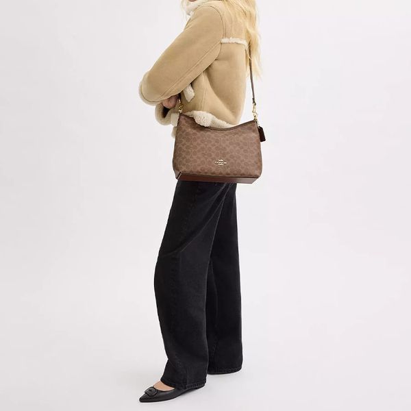COACH