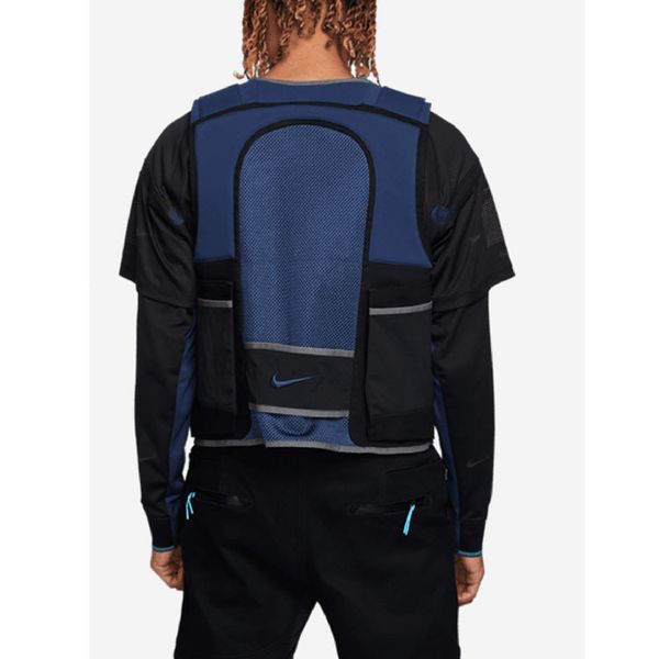 Nike ISPA