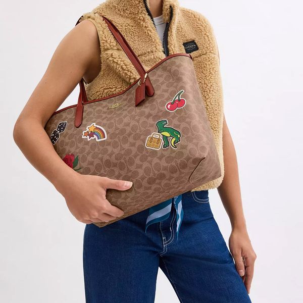 COACH Tote