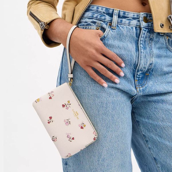 COACH Corner Zip