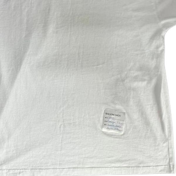 Balenciaga T