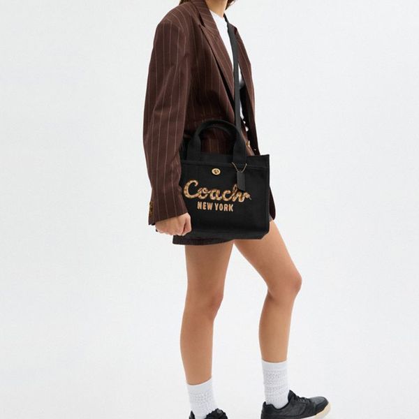 COACH