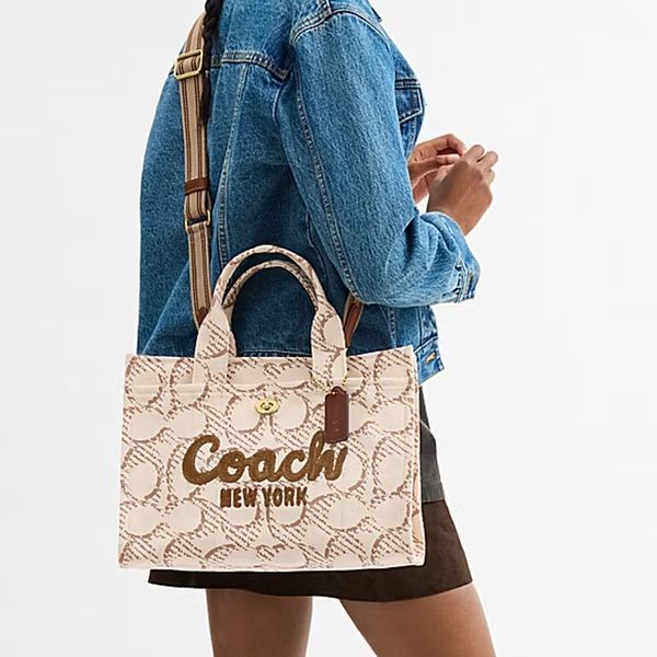 COACH