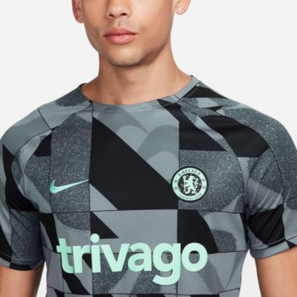 Nike T