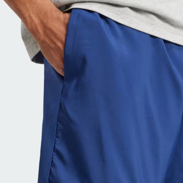 Adidas Essentials Linear Logo