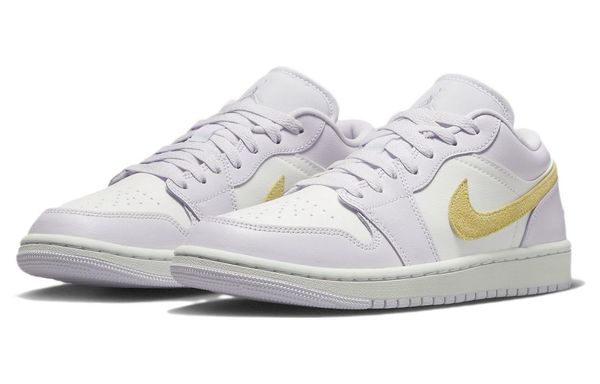 Jordan Air Jordan 1 Low WMNS "Barely Grape"