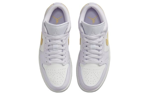 Jordan Air Jordan 1 Low WMNS "Barely Grape"