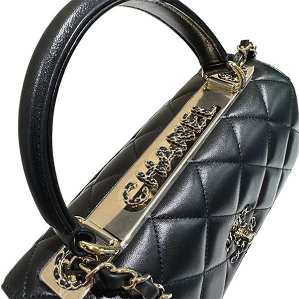 CHANEL Trendy cc 21S Logo