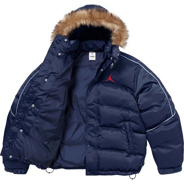 Supreme x Jordan  FW24 WEEK7 Puffer Jacket logo